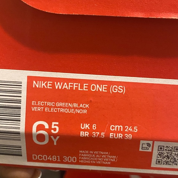 Nike Waffle One Electric Green Kids Sneakers- 5.5, 6, 6.5, 7 - Picture 13 of 13